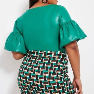 Plus Size 5X (30/32) Green Bubble Sleeve Top